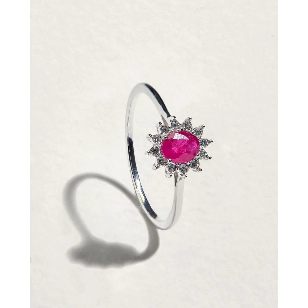Anillo de oro con diamante y rubí - El Corte Inglés - FashionsVida