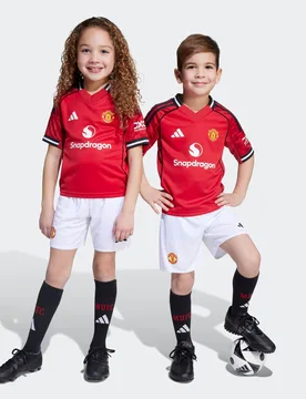 Manchester United Kids 25/26 Home Mini Kit 4-5Y - Adidas - FashionsVida
