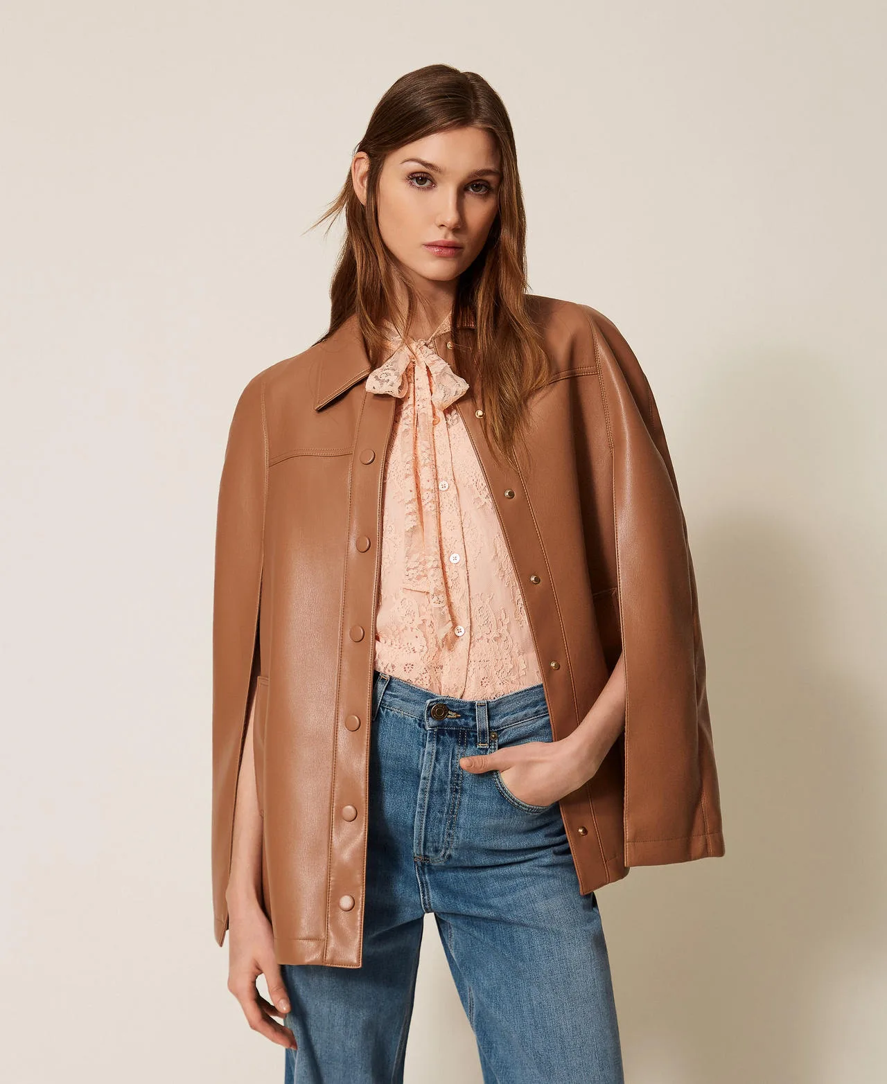 Twinset Blouson cape effet cuir - TWINSET - FashionsVida