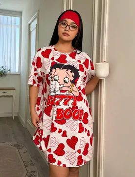 Camisón de talla grande con diseño de corazón y dibujos animados, cuello redondo, manga corta, vestido de verano lindo, camisón Moo Moo - Shein - FashionsVida