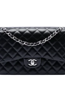 Jumbo Classic Lambskin Double Flap - Chanel - FashionsVida