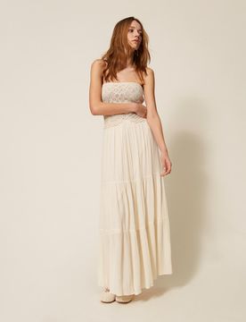 Robe longue en crochet et mousseline