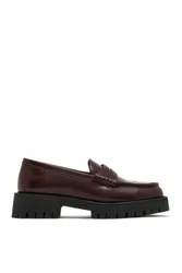 Women's 'Langsten Loafer Wine' Leather Flats in Wine Size: 4 - Wine - Size: 4