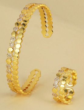 Set de brazalete y anillo estriado de tono dual enchapado con circonia cúbica, estilo retro, adecuado para uso diario