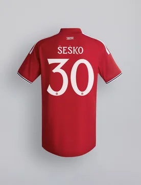 Manchester United 26/27 Home Jersey with Sesko 30 UCL Printing & Badge S - Adidas - FashionsVida