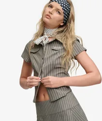 Superdry Damen Bench Gestreiftes Kurzarmhemd mit Schmaler Passform Beige - Größe: XL