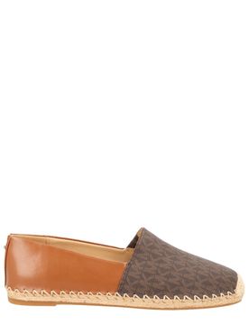 Stylish Women's Flats with Textile Base