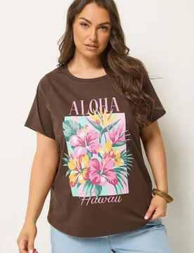 Women's 'Aloha Hawaii' Graphic T-Shirt in Chocolate Size: 22-24 - Chocolate - Size: 22-24 - Yours - FashionsVida