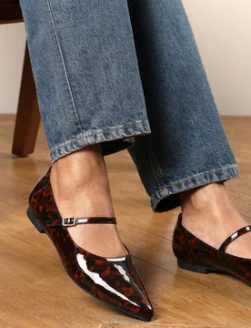 Women's Novalee Wide Fit Girl's School Shoe Pointed Toe Mary Jane Front Strap Ballet Flats in Brown Size: 4-Wide Fit - Brown - Size: 4-Wide Fit - Where's That From - FashionsVida
