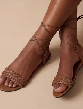 Sandalias planas para mujer, slippers casuales de playa con cordones de moda, talla 43 - Shein - FashionsVida