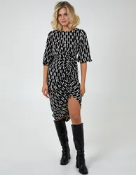Mono Geometric Print Ruched Hem Dress - 8 / BLACK - female