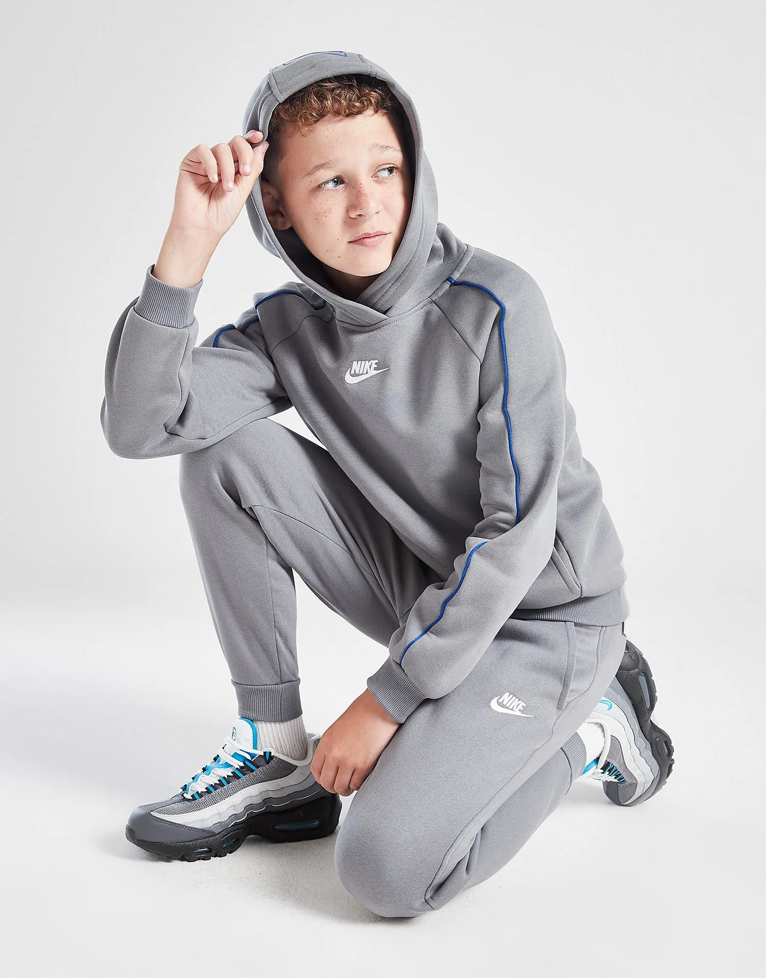 Club Hooded Trainingsanzug Kinder, Grau - unisex - Size: 8-10Y - Nike - FashionsVida