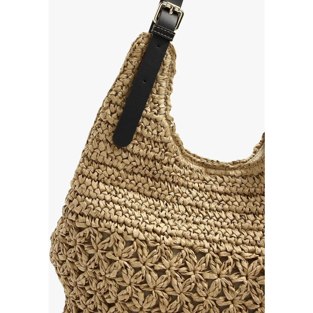 Shopper grande efecto rafia con cierre imantado en liso - Parfois - FashionsVida