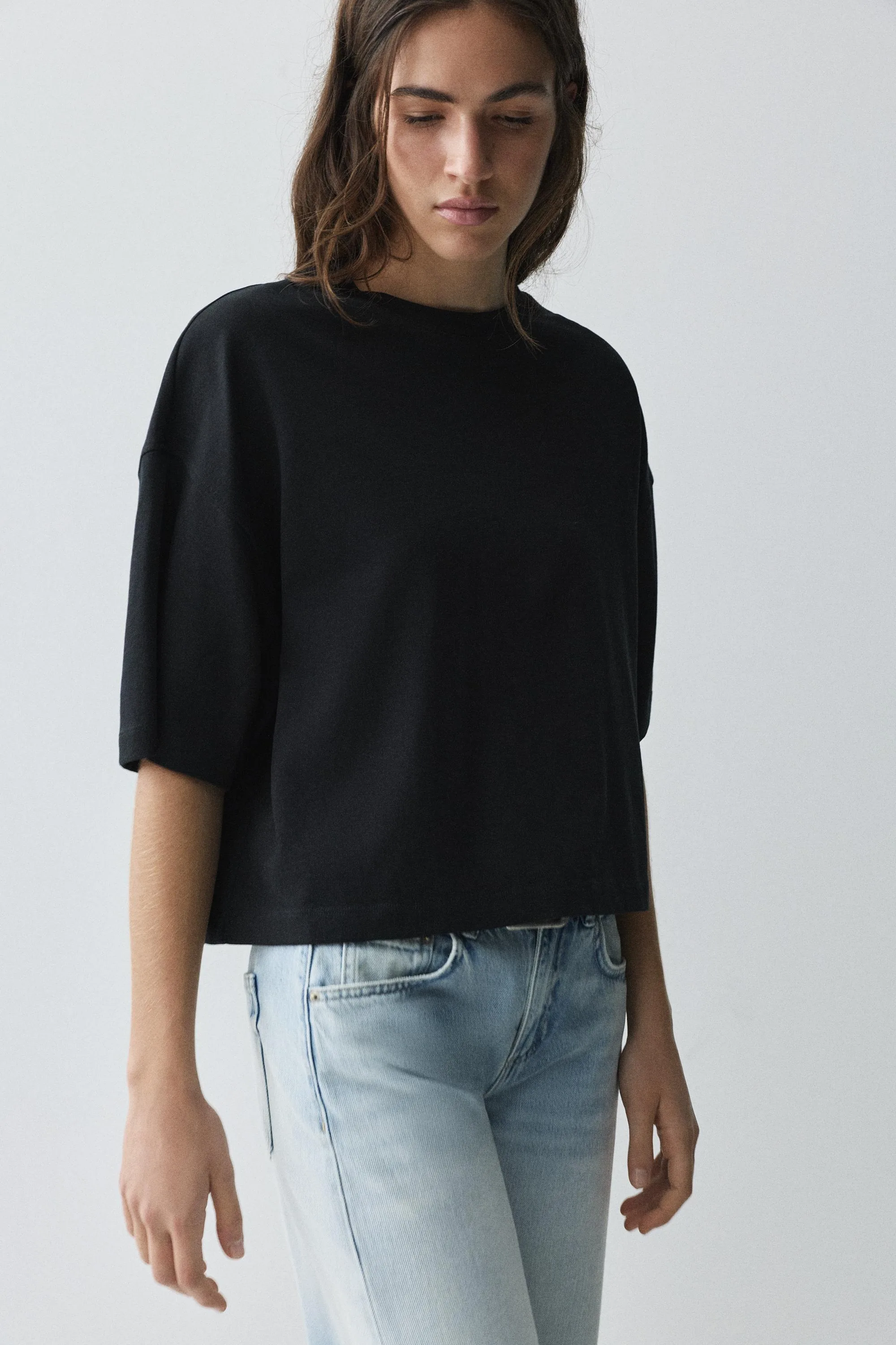 Boxy Fit Short Sleeve T-Shirt (Size: ) - Pull&bear - FashionsVida