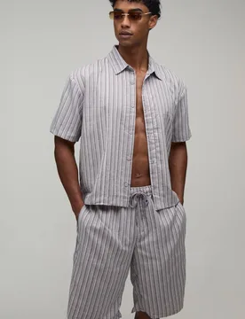 Men's Textured Pleated Oversized Boxy Shirt & Baggy Short Set Grey Size Medium Grey M - boohooMAN - FashionsVida