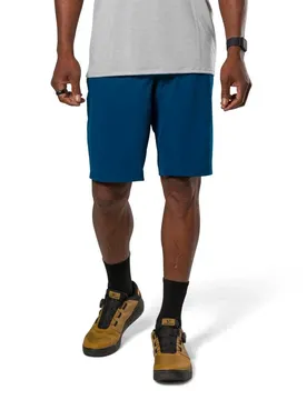 Pearl Izumi Short Canyon