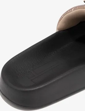Chanclas estilo pala de mujer confeccionadas en eva con logo en la parte frontal - D.Franklin - FashionsVida