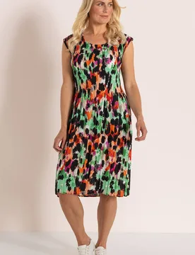 Women's Pleated Print Dress in Green Size: 2XL - Green - Size: 2XL - Klass. - FashionsVida
