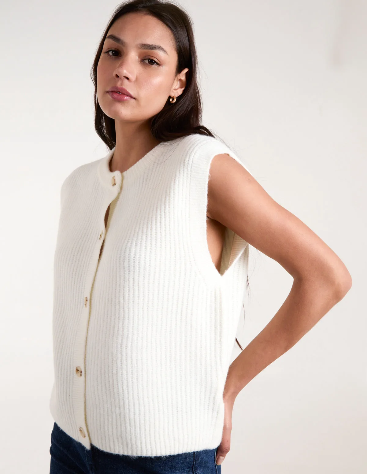 Ribbed Knit Vest - M/L / IVORY - female - Blue Vanilla - FashionsVida