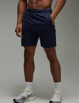 Herren Herren Active Zip-Taschen Stretch 7 Zoll Gym Short Navy Größe XS - boohooMAN - FashionsVida