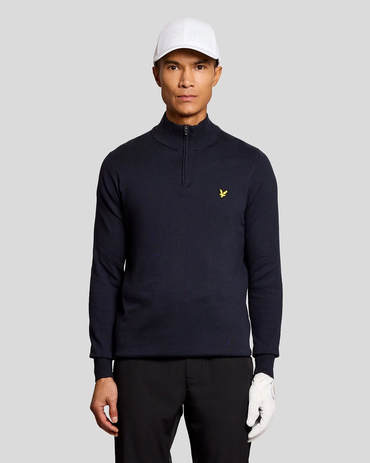 Men's Golf Performance 1/4 Zip Jumper in Navy - Lyle & Scott - FashionsVida