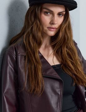 Giacca biker in similpelle con cintura - maroon