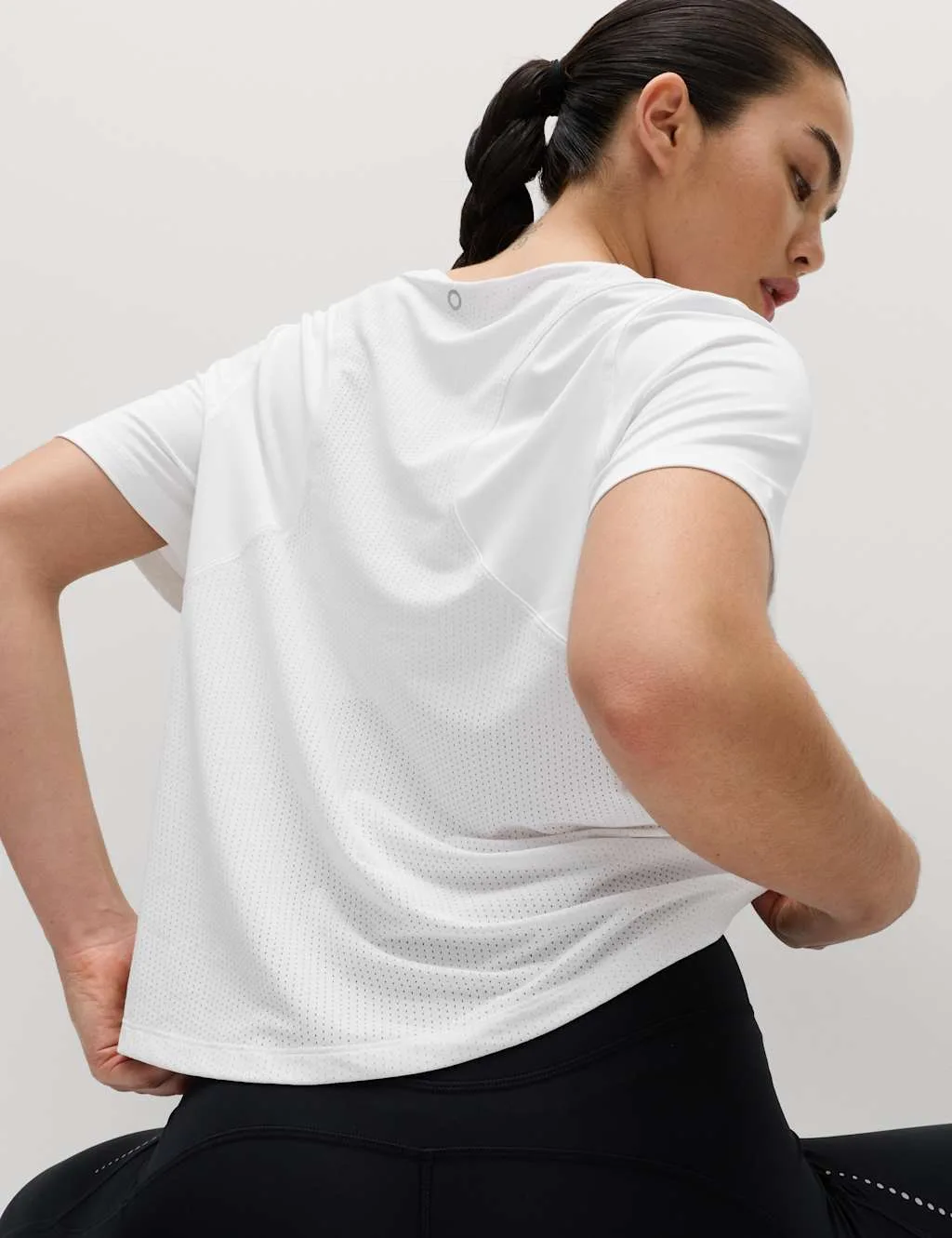 Crew Neck Mesh Panel Relaxed T-Shirt White female - Goodmove - FashionsVida