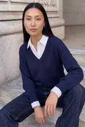 V-Neck Stretch Jumper - Navy - Size: 10