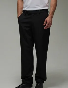 Herren Aktive Golfhose Mit Geradem Bein Black Größe Small - boohooMAN - FashionsVida