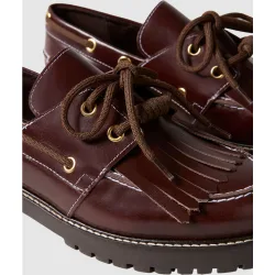 Zapatos náuticos de mujer de piel con cordones estilo montaña