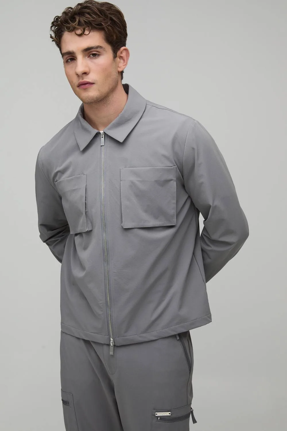 Men's Regular Technical Stretch Overshirt Grey Size Medium Grey M - boohooMAN - FashionsVida
