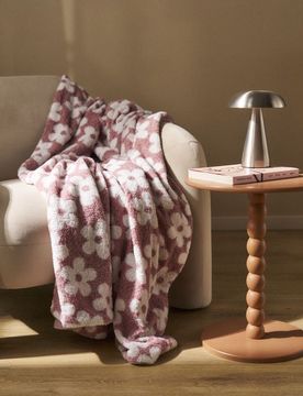 Coperta con fiori - rosa pastello