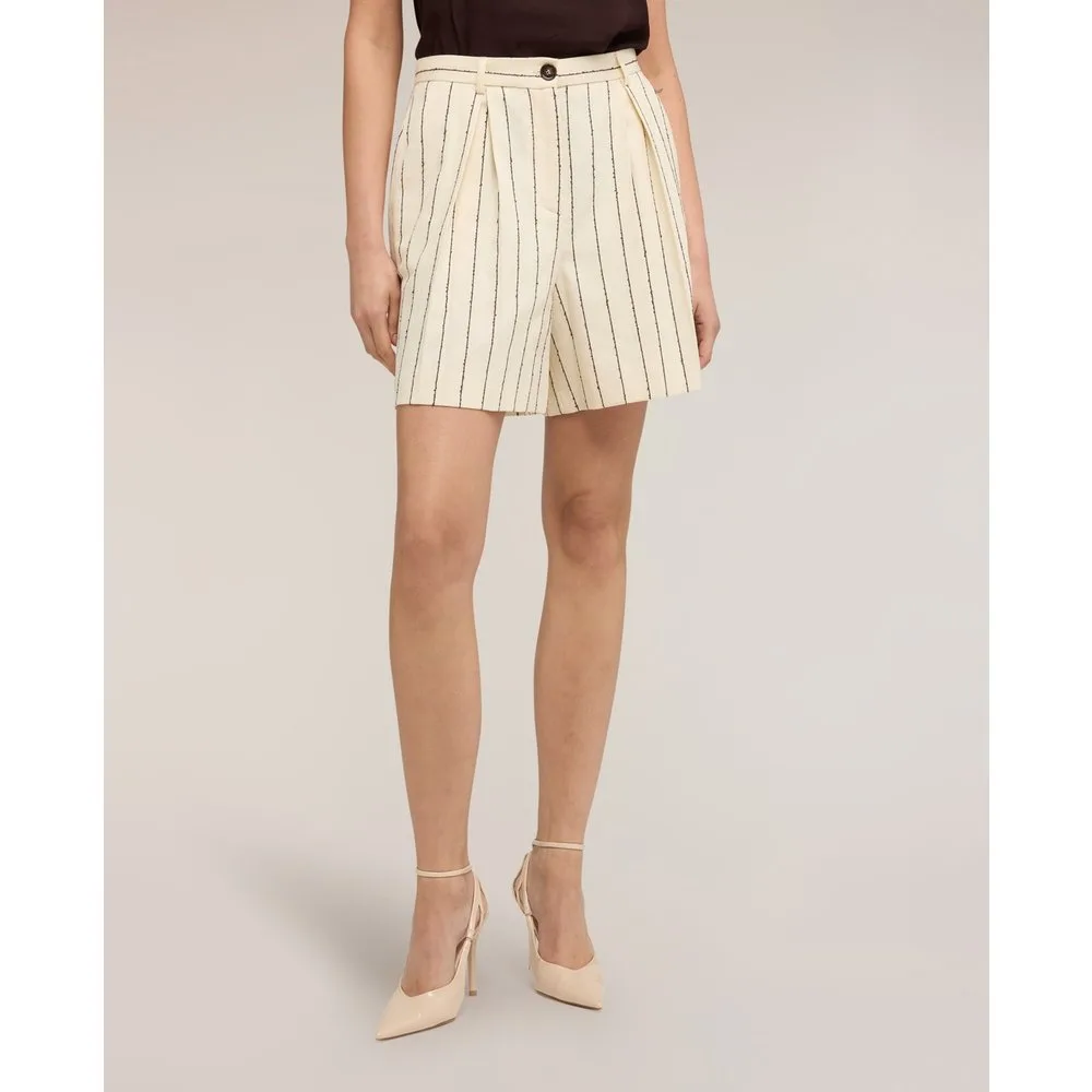 Shorts de mujer de rayas diplomáticas the tailoring lab cierre frontal con botón y cremallera - Motivi - FashionsVida