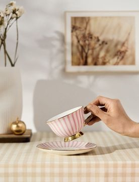 Tazza con piattino a righe - rosa