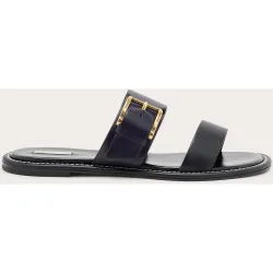 Sandalias de piel con hebilla