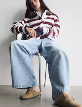 Buckled Leather Clogs (Size: ) - Pull&bear - FashionsVida