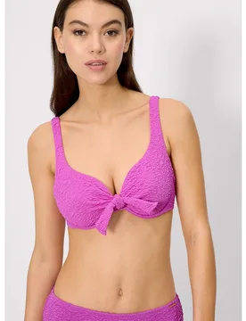 Tops de bikini reductor con textura en copa c - Ysabel Mora - FashionsVida