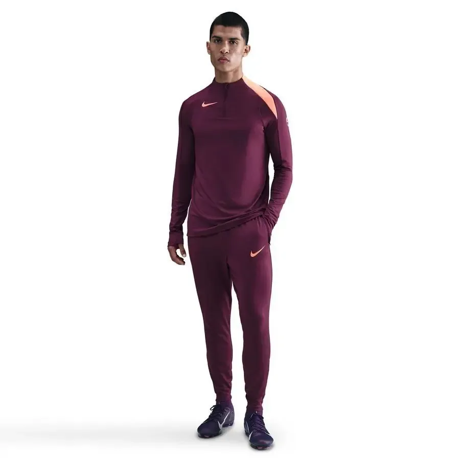 Jogginghose Strike - Rouge - male - Size: S - Nike - FashionsVida