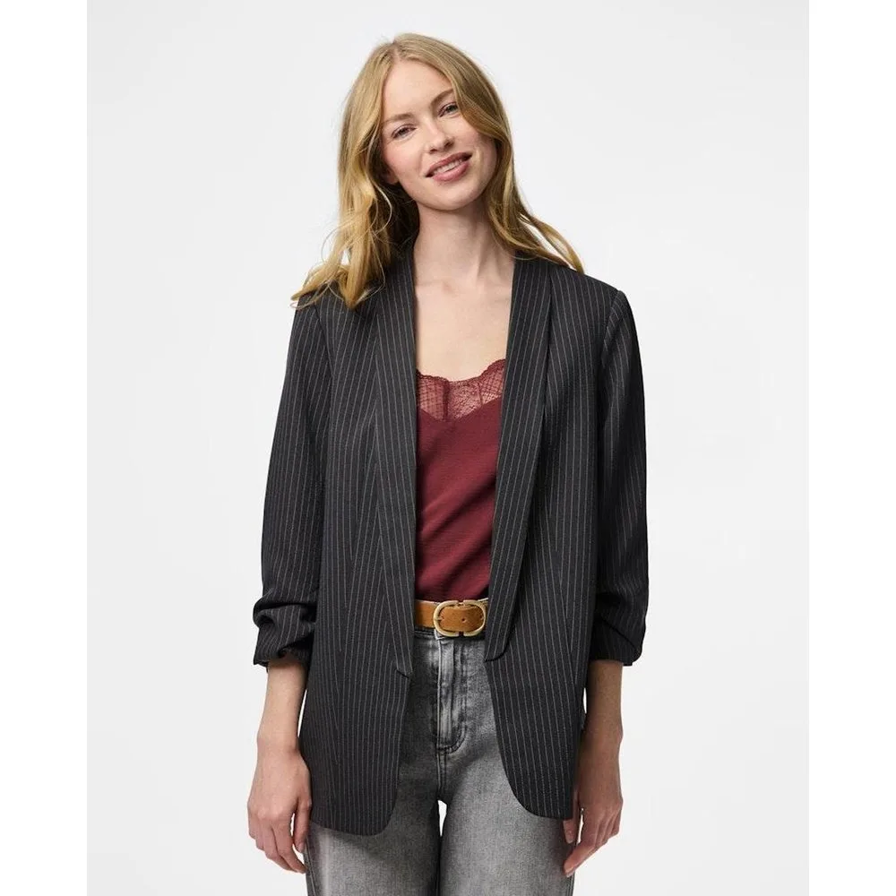 Blazers de raya diplomática de mujer - Pieces - FashionsVida