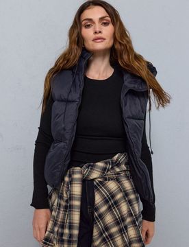 Gilet puffer trapuntato con cappuccio - blu scuro