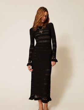 Robe longue en maille avec volants