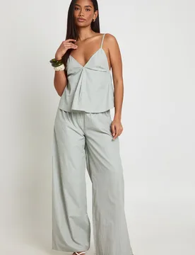 Womens Stripe Poplin Cami And Wide Leg Trouser Set - Green - Size 6 Uk - Boohoo - FashionsVida