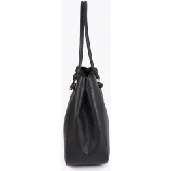 Bolso shopper con detalles metálicos dorados y asas largas