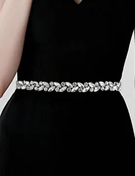 Pieza Cinturón de vestido de novia de lujo con adornos de strass, cinturón de moda hecho a mano para mujer, adecuado para vestido de novia, tocado - Shein - FashionsVida