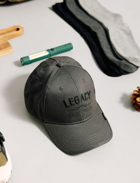 Cappello con visiera - grigio scuro