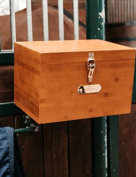 Stall TACK BOX braun