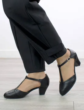 Women's Mid Block Heel T-Bar Comfort Brogue Court Shoes in Black Size: 7 - Black - Size: 7 - Ajvani - FashionsVida