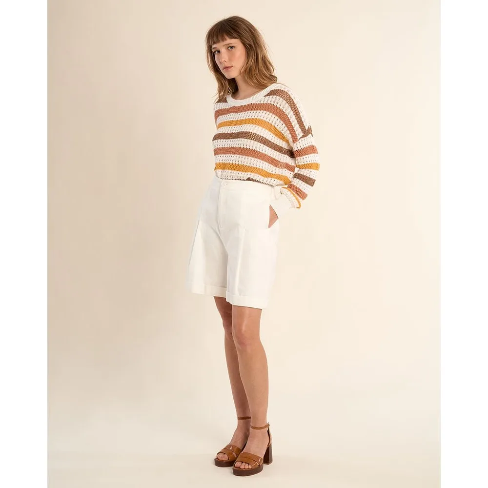 Short de mujer corto detalle pliegues - Molly Bracken - FashionsVida
