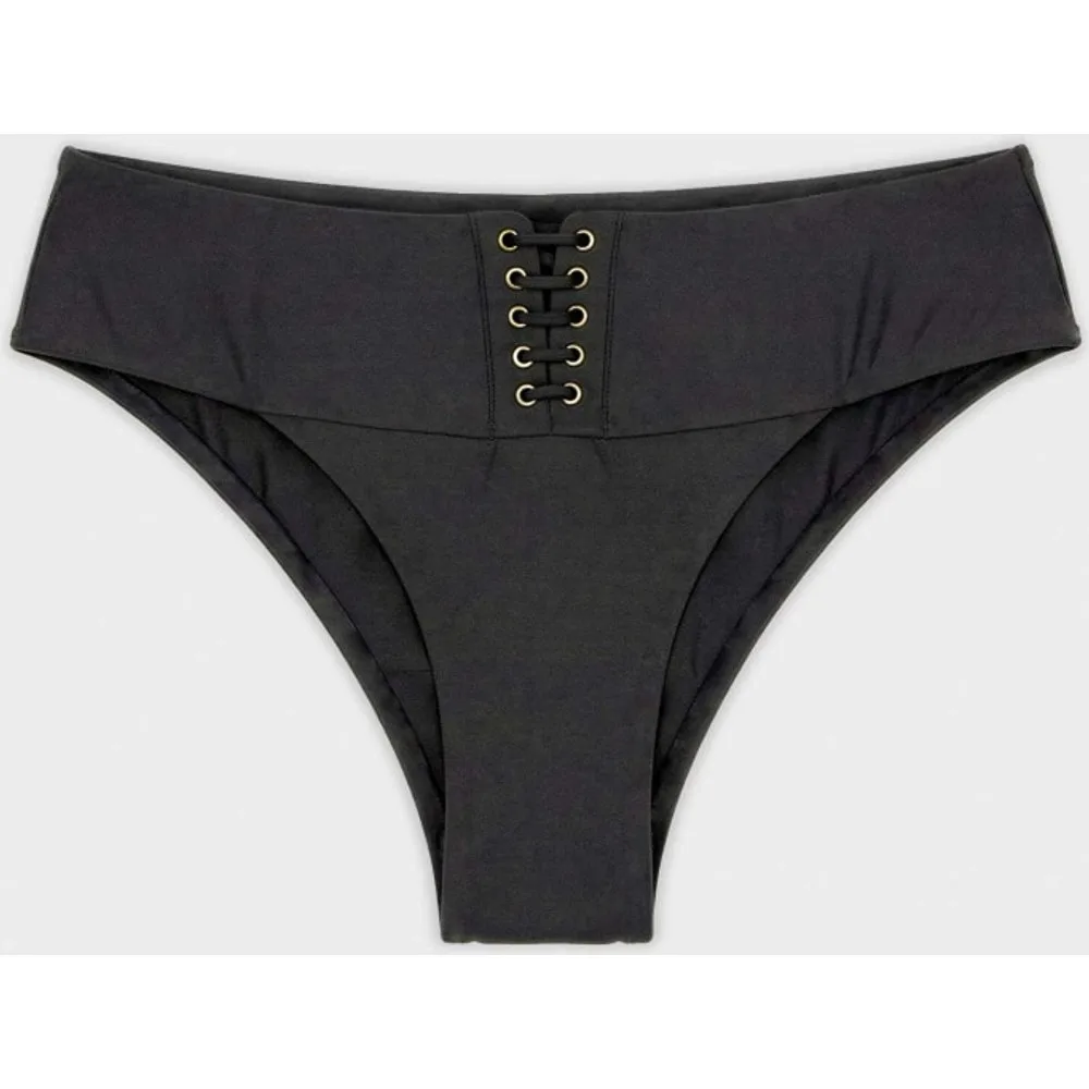 Braguita bikini cinturilla ancha en tejido high tech - Gisela - FashionsVida