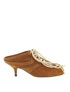 Sneakers in pelle scamosciata con tacco